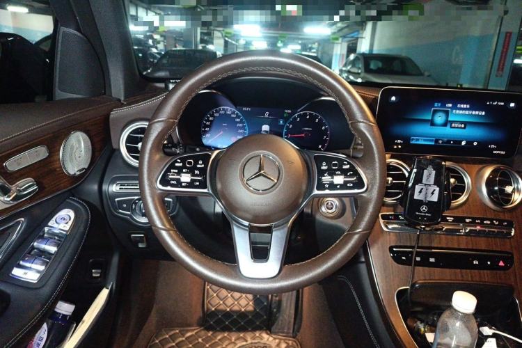 Used Mercedes-Benz GLC 2022 GLC 300 L 4MATIC Dynamic Model Steering Wheel