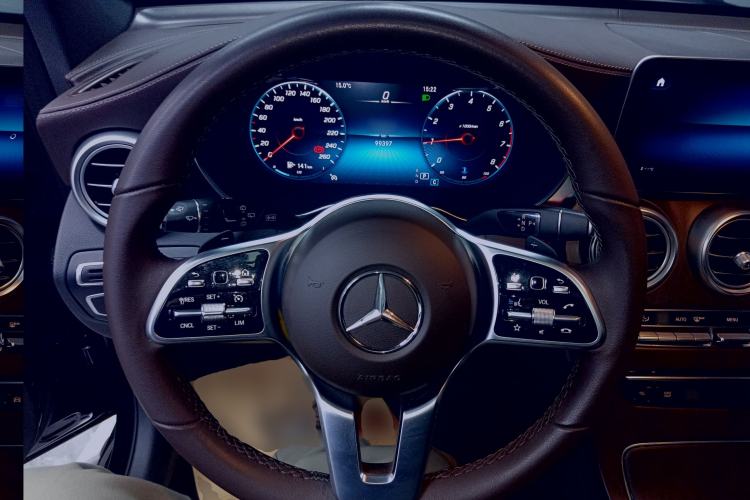 Used Mercedes-Benz GLC 2022 Facelifted GLC 260 L 4MATIC Dynamic Edition Steering Wheel