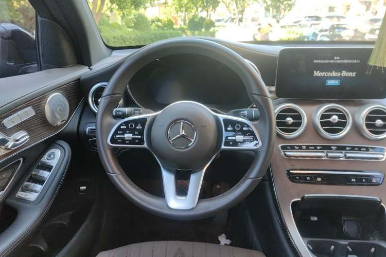 Used Mercedes-Benz GLC 2022 Refreshed GLC 300 L 4MATIC Dynamic Edition Prestige Version Steering Wheel