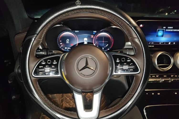 Used Mercedes-Benz GLC 2022 Facelifted GLC 260 L 4MATIC Dynamic Edition Steering Wheel