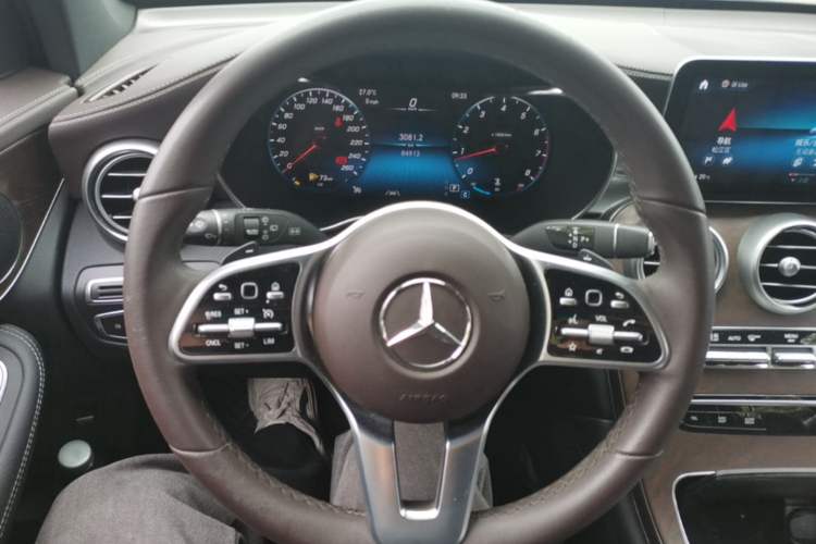 Used Mercedes-Benz GLC 2022 Refreshed GLC 300 L 4MATIC Dynamic Edition Prestige Version Steering Wheel