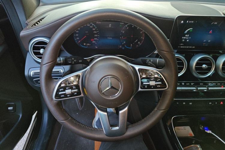 Used Mercedes-Benz GLC 2022 Facelifted GLC 260 L 4MATIC Dynamic Edition Steering Wheel