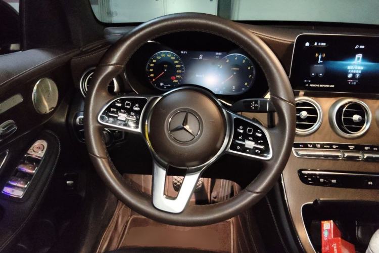Used Mercedes-Benz GLC 2022 GLC 300 L 4MATIC Dynamic Model Steering Wheel
