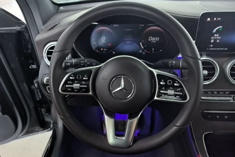Used Mercedes-Benz GLC 2022 Facelift GLC 260 L 4MATIC Luxury Edition Steering Wheel