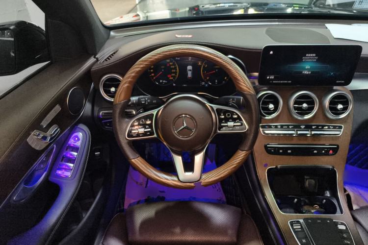 Used Mercedes-Benz GLC 2022 Refreshed GLC 300 L 4MATIC Dynamic Edition Steering Wheel