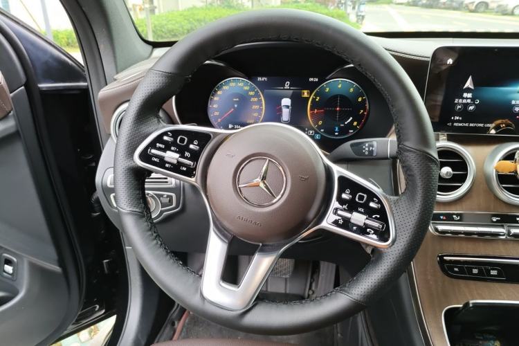 Used Mercedes-Benz GLC 2022 Refreshed GLC 300 L 4MATIC Dynamic Edition Prestige Version Steering Wheel