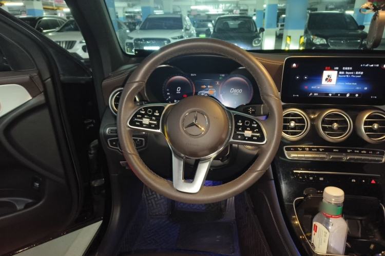 Used Mercedes-Benz GLC 2022 Refreshed GLC 260 L 4MATIC Dynamic Edition Steering Wheel