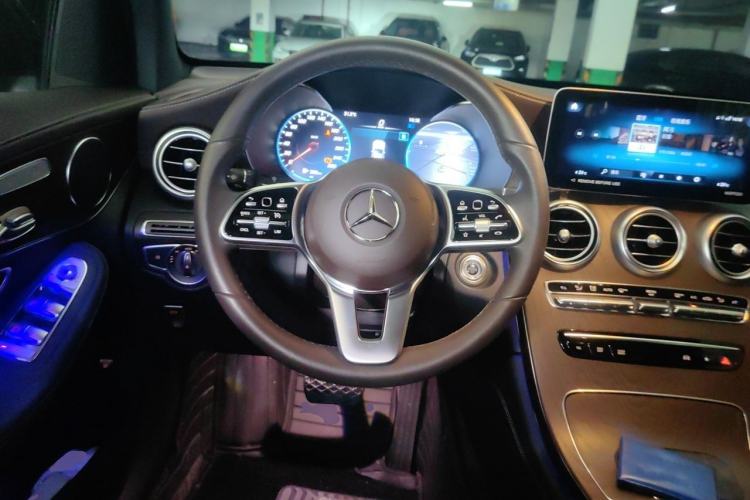 Used Mercedes-Benz GLC 2022 GLC 260 L 4MATIC Luxury Model Steering Wheel