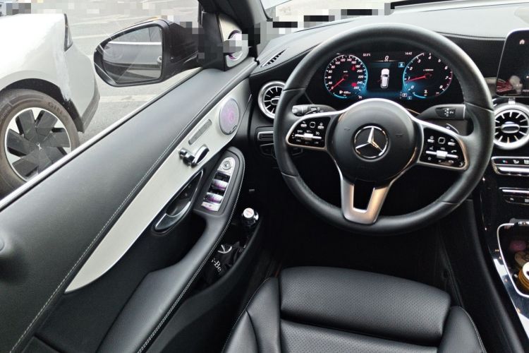 Used Mercedes-Benz GLC 2022 Facelifted GLC 260 L 4MATIC Dynamic Edition Steering Wheel