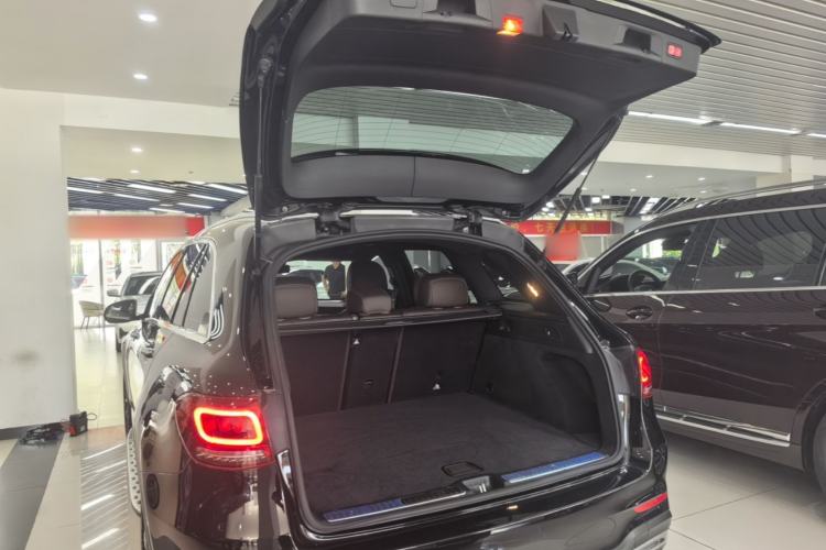 Used Mercedes-Benz GLC 2022 Refreshed GLC 300 L 4MATIC Dynamic Edition Trunk