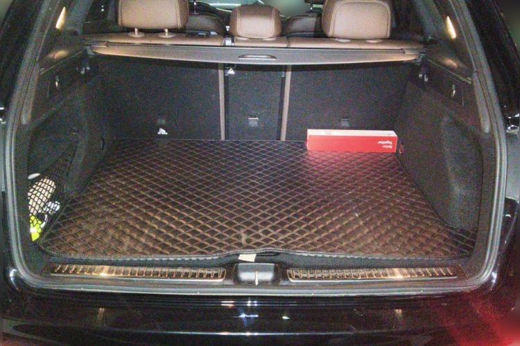 Used Mercedes-Benz GLC 2022 Second Facelift GLC 260 L 4MATIC Luxury Edition Trunk