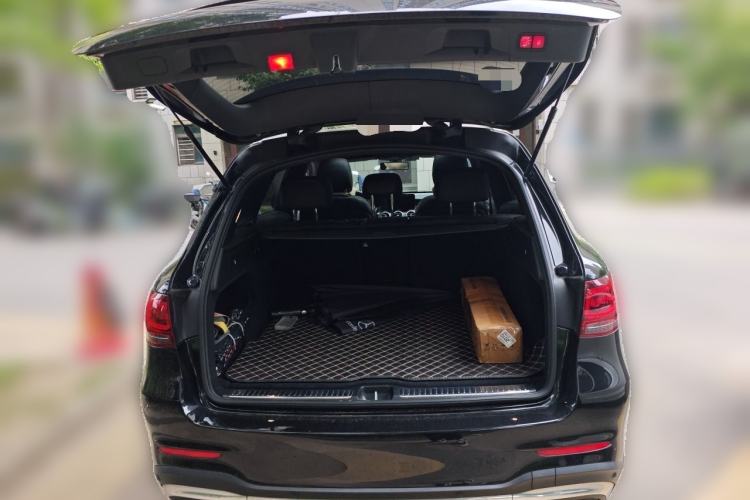 Used Mercedes-Benz GLC 2022 Second Facelift GLC 260 L 4MATIC Luxury Edition Trunk