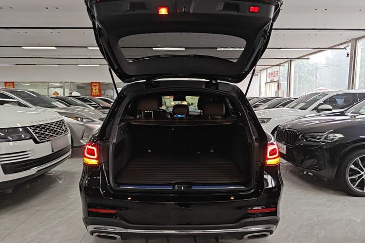 Used Mercedes-Benz GLC 2022 Refreshed GLC 300 L 4MATIC Dynamic Edition Prestige Version Trunk