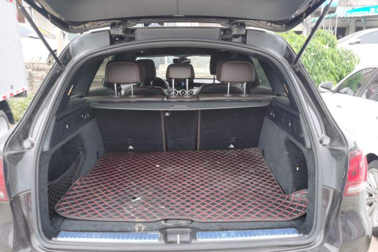 Used Mercedes-Benz GLC 2022 Refreshed GLC 260 L 4MATIC Dynamic Edition Trunk