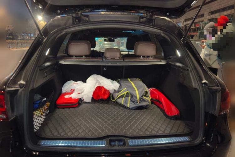 Used Mercedes-Benz GLC 2022 Refreshed GLC 300 L 4MATIC Dynamic Edition Prestige Version Trunk