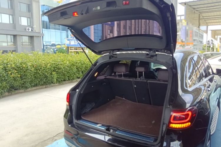 Used Mercedes-Benz GLC 2022 Refreshed GLC 300 L 4MATIC Dynamic Edition Prestige Version Trunk