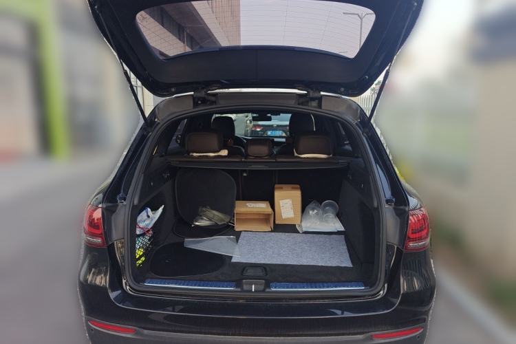 Used Mercedes-Benz GLC 2022 Refreshed GLC 260 L 4MATIC Dynamic Edition Trunk