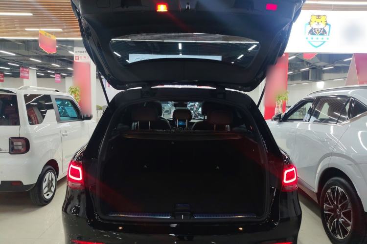 Used Mercedes-Benz GLC 2022 Facelifted GLC 260 L 4MATIC Dynamic Edition Trunk