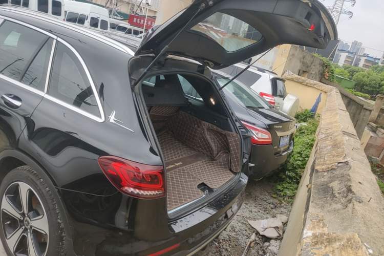 Used Mercedes-Benz GLC 2022 GLC 300 L 4MATIC Dynamic Model Trunk