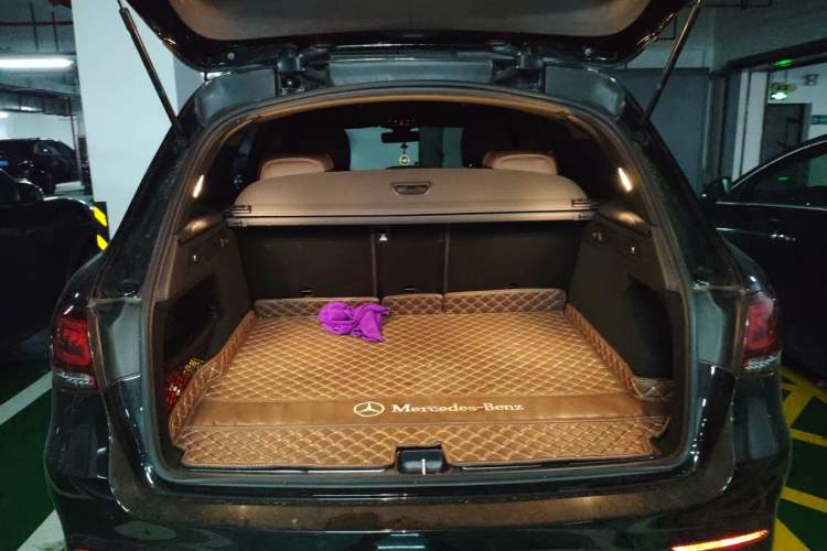 Used Mercedes-Benz GLC 2022 GLC 300 L 4MATIC Dynamic Edition Prestige Model Trunk