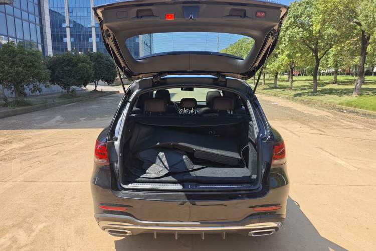 Used Mercedes-Benz GLC 2022 Facelifted GLC 260 L 4MATIC Dynamic Edition Trunk