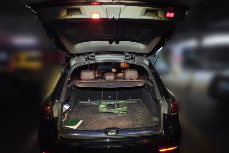 Used Mercedes-Benz GLC 2022 Refreshed GLC 300 L 4MATIC Dynamic Edition Prestige Version Trunk