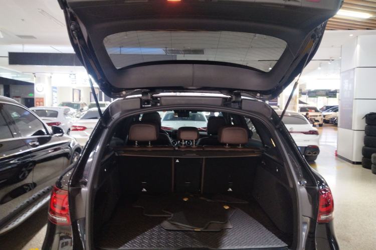 Used Mercedes-Benz GLC 2022 GLC 300 L 4MATIC Dynamic Edition Prestige Model Trunk
