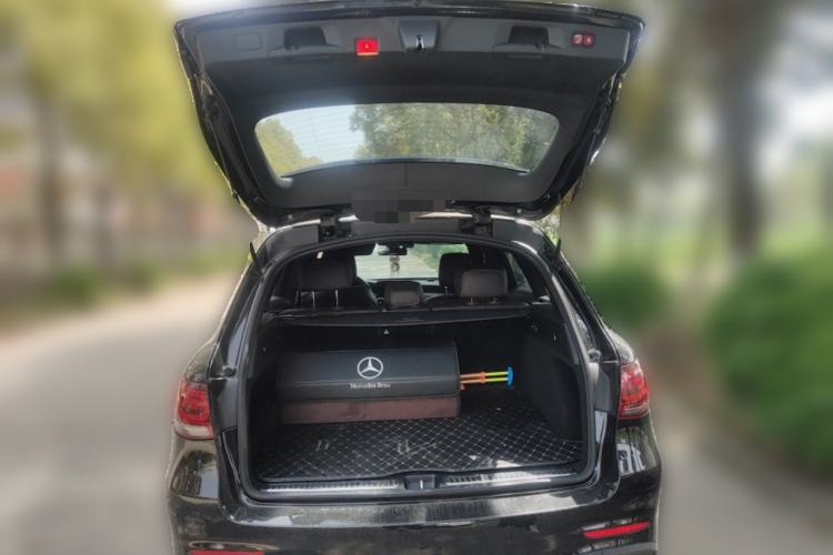 Used Mercedes-Benz GLC 2022 Second Facelift GLC 260 L 4MATIC Luxury Edition Trunk