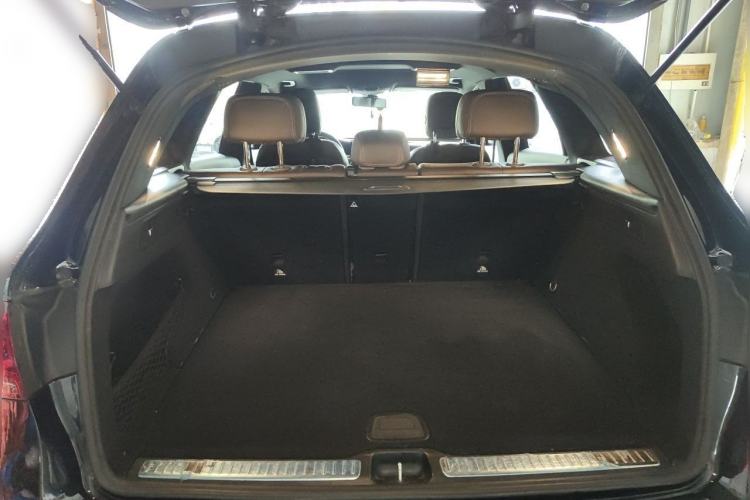 Used Mercedes-Benz GLC 2022 Refreshed GLC 300 L 4MATIC Dynamic Edition Prestige Version Trunk