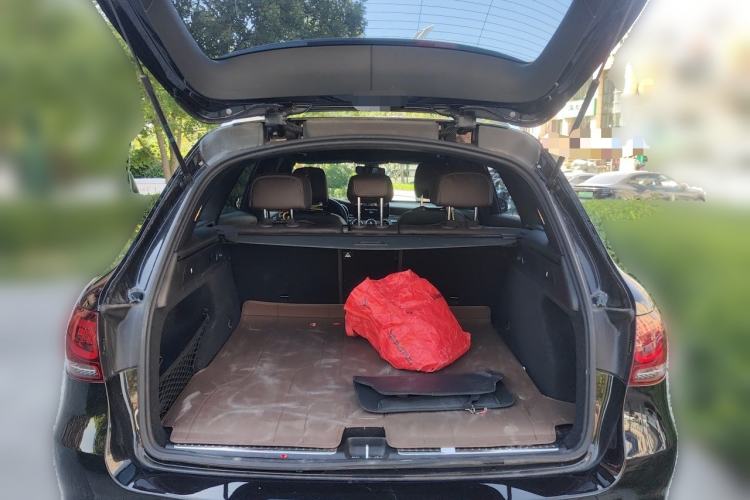 Used Mercedes-Benz GLC 2022 Refreshed GLC 300 L 4MATIC Dynamic Edition Prestige Version Trunk