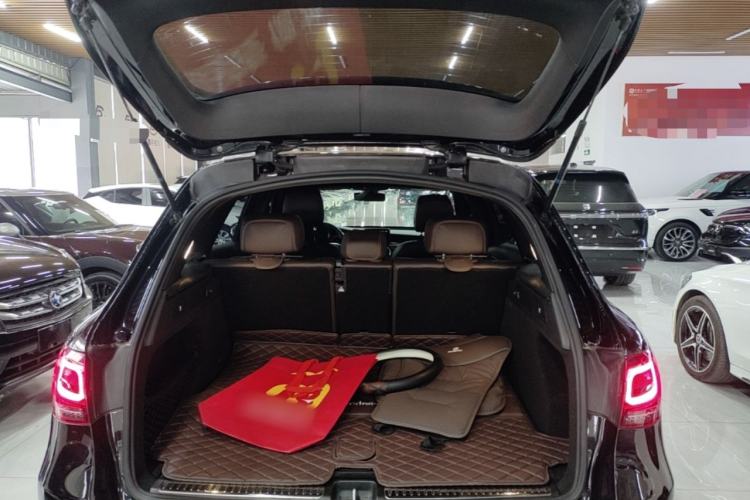 Used Mercedes-Benz GLC 2022 Second Facelift GLC 260 L 4MATIC Luxury Edition Trunk
