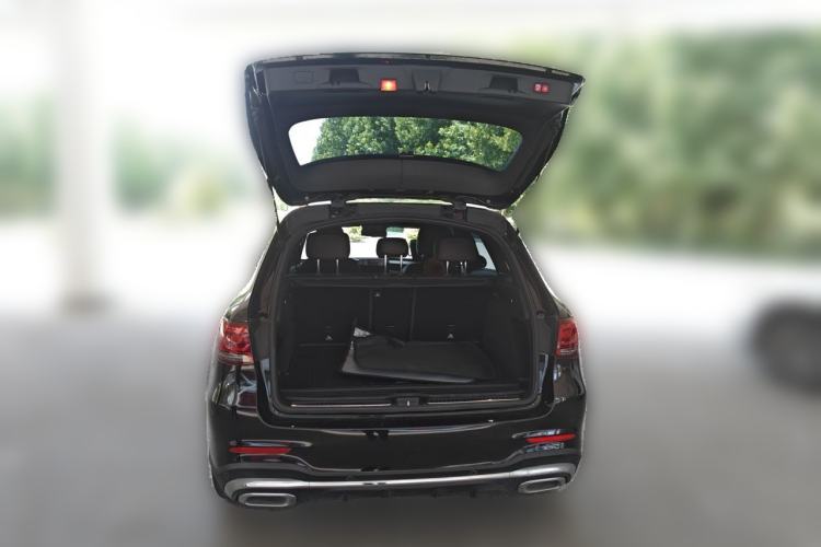 Used Mercedes-Benz GLC 2022 Refreshed GLC 300 L 4MATIC Dynamic Edition Prestige Version Trunk