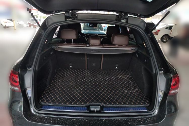 Used Mercedes-Benz GLC 2022 GLC 300 L 4MATIC Dynamic Edition Prestige Model Trunk