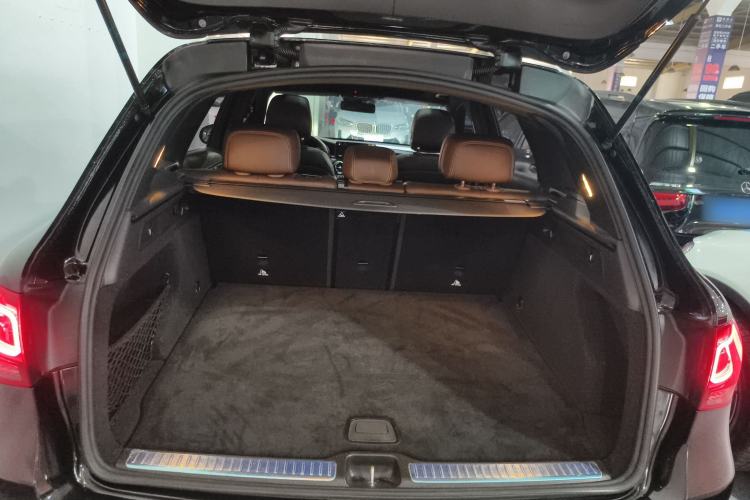 Used Mercedes-Benz GLC 2022 Refreshed GLC 300 L 4MATIC Dynamic Edition Trunk