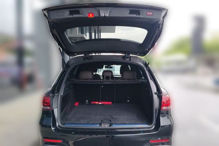 Used Mercedes-Benz GLC 2022 Facelifted GLC 260 L 4MATIC Dynamic Edition Trunk