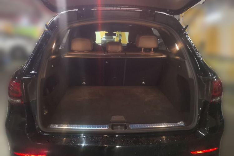 Used Mercedes-Benz GLC 2022 Refreshed GLC 300 L 4MATIC Dynamic Edition Prestige Version Trunk