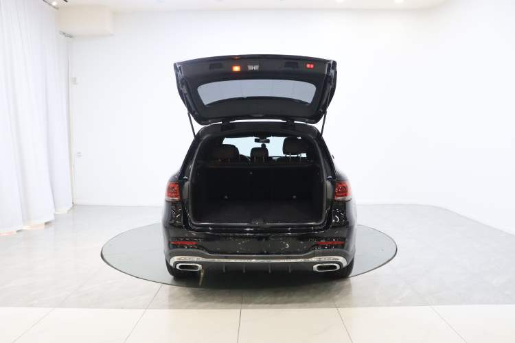 Used Mercedes-Benz GLC 2022 Refreshed GLC 300 L 4MATIC Dynamic Edition Prestige Version Trunk