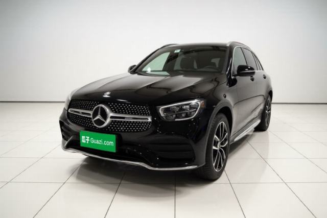 Ojetý Mercedes-Benz GLC 2022 GLC 300 L 4MATIC Dynamic Model