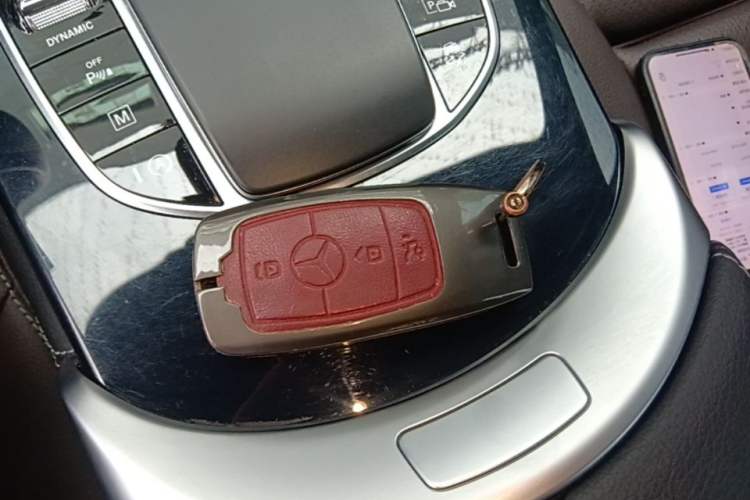 Used Mercedes-Benz GLC 2022 Second Facelift GLC 260 L 4MATIC Dynamic Edition Vehicle Key