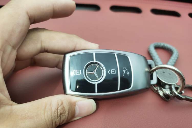 Used Mercedes-Benz GLC 2022 Facelifted GLC 260 L 4MATIC Dynamic Edition Vehicle Key