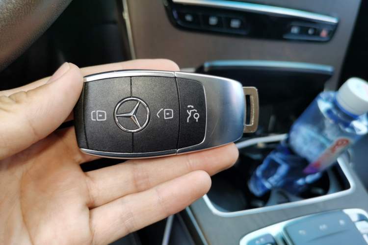 Used Mercedes-Benz GLC 2022 Refreshed GLC 300 L 4MATIC Dynamic Edition Prestige Version Vehicle Key
