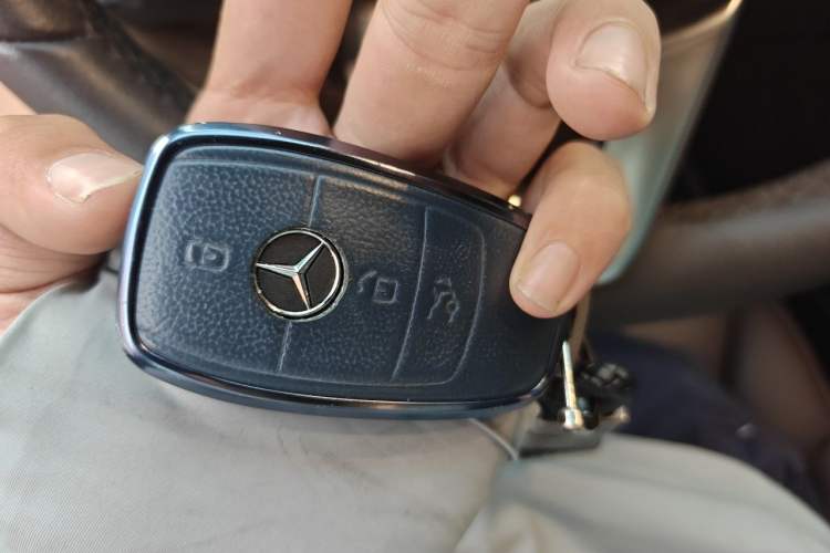 Used Mercedes-Benz GLC 2022 Facelifted GLC 260 L 4MATIC Dynamic Edition Vehicle Key