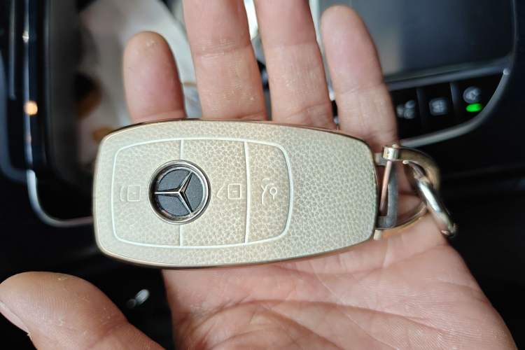 Used Mercedes-Benz GLC 2022 Facelifted GLC 260 L 4MATIC Dynamic Edition Vehicle Key
