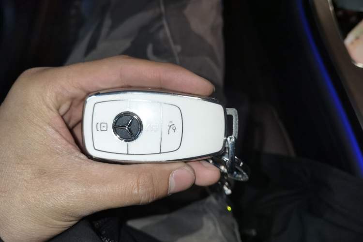 Used Mercedes-Benz GLC 2022 GLC 300 L 4MATIC Dynamic Edition Prestige Model Vehicle Key