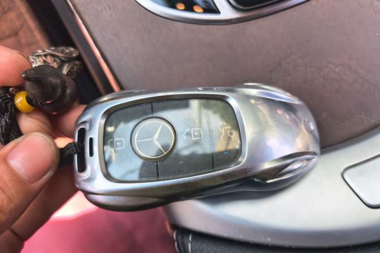 Used Mercedes-Benz GLC 2022 Refreshed GLC 300 L 4MATIC Dynamic Edition Prestige Version Vehicle Key