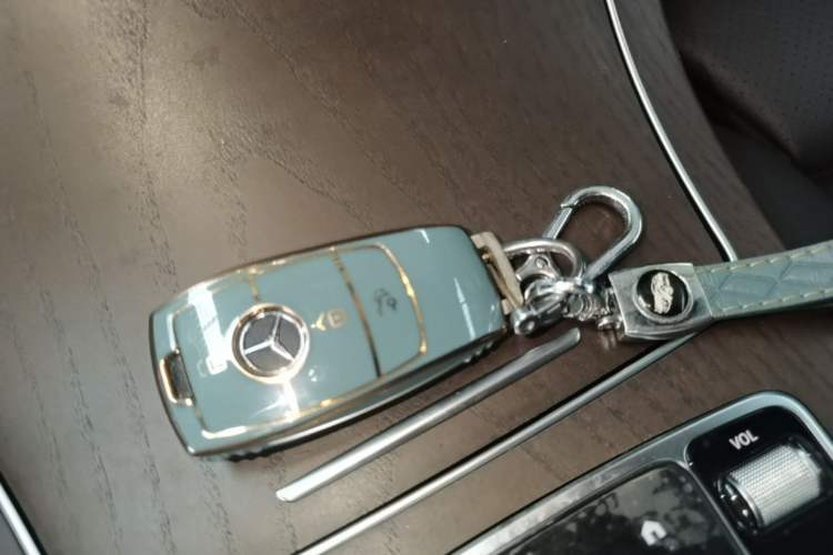Used Mercedes-Benz GLC 2022 Refreshed GLC 300 L 4MATIC Dynamic Edition Vehicle Key