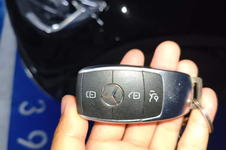 Used Mercedes-Benz GLC 2022 GLC 260 L 4MATIC Dynamic Edition Vehicle Key