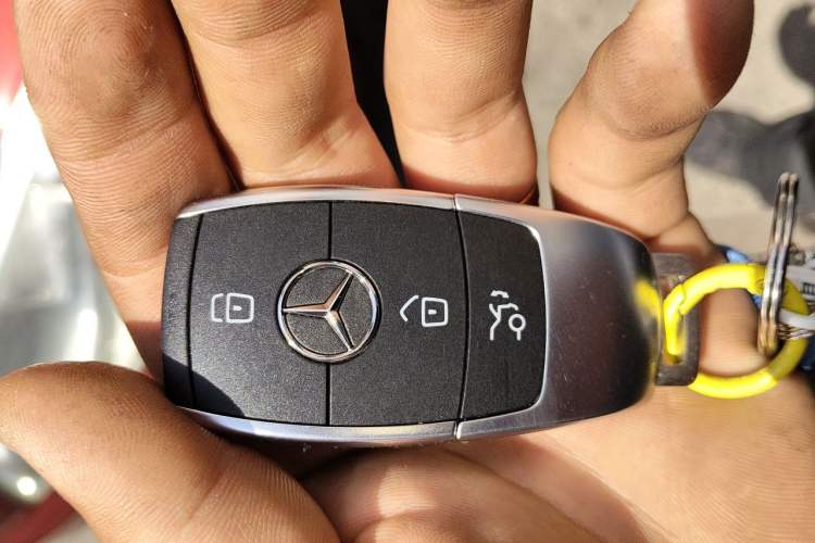 Used Mercedes-Benz GLC 2022 Facelifted GLC 260 L 4MATIC Dynamic Edition Vehicle Key