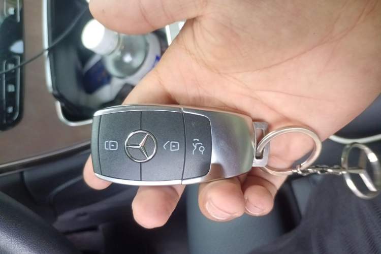 Used Mercedes-Benz GLC 2022 Second Facelift GLC 260 L 4MATIC Dynamic Edition Vehicle Key
