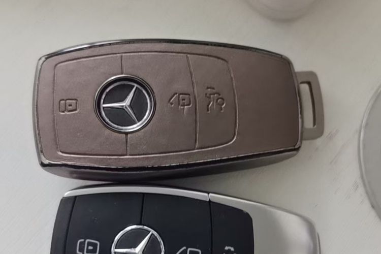 Used Mercedes-Benz GLC 2022 Refreshed GLC 300 L 4MATIC Dynamic Edition Prestige Version Vehicle Key